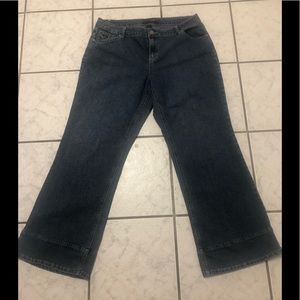 NEW WITHOUT TAG VENEZIA JEANS SIZE 16 WITH 💎 GEMS